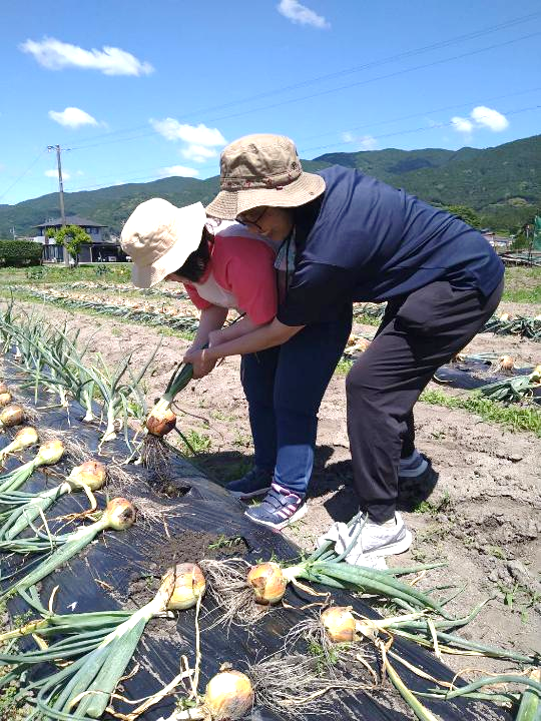 未経験からでも、地域に貢献できるあたたかい職場で働きたい方